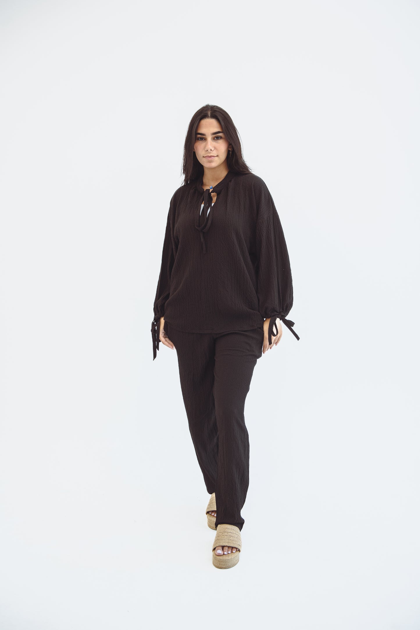 The Knotted Set Black