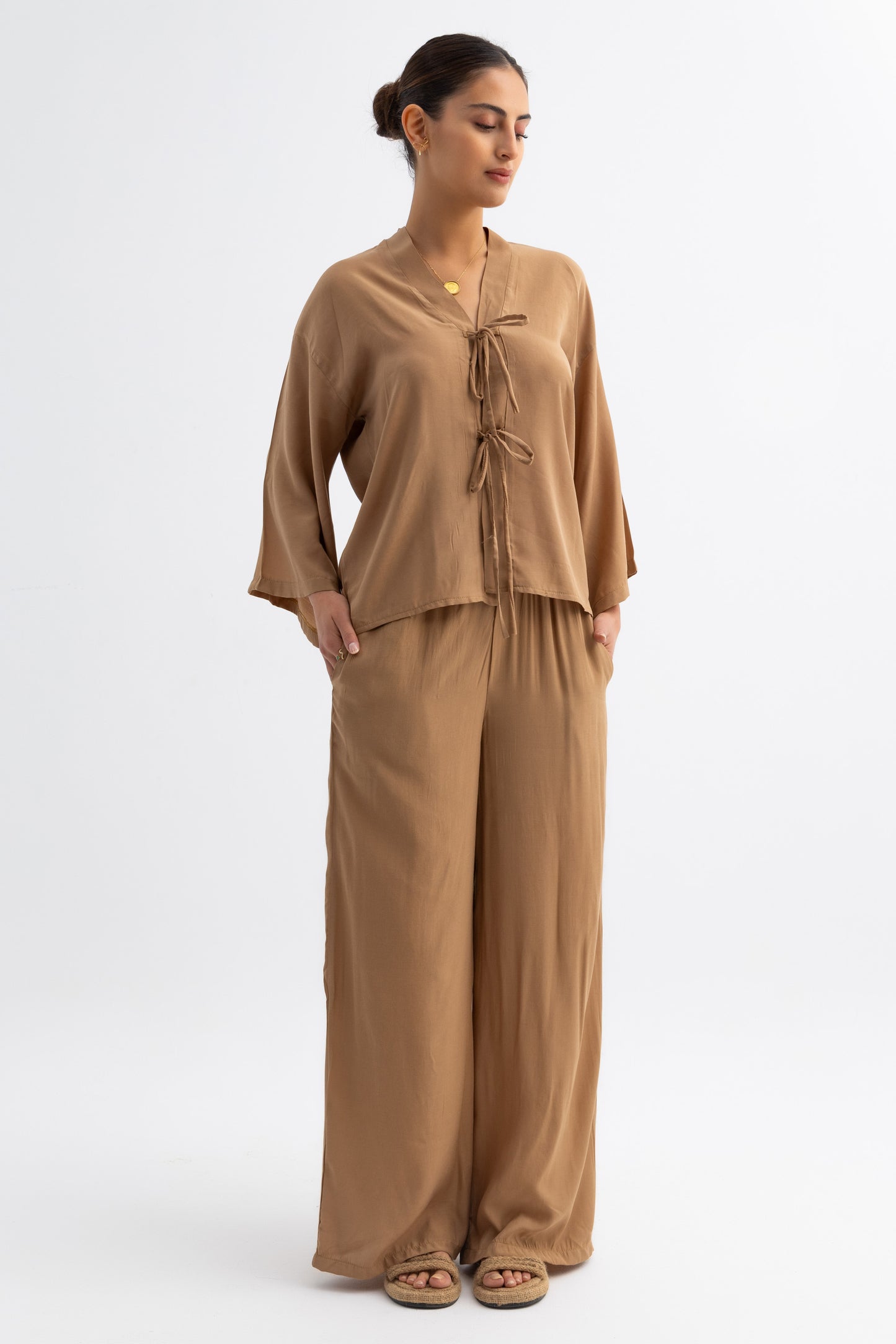 The basic knot summer set Beige